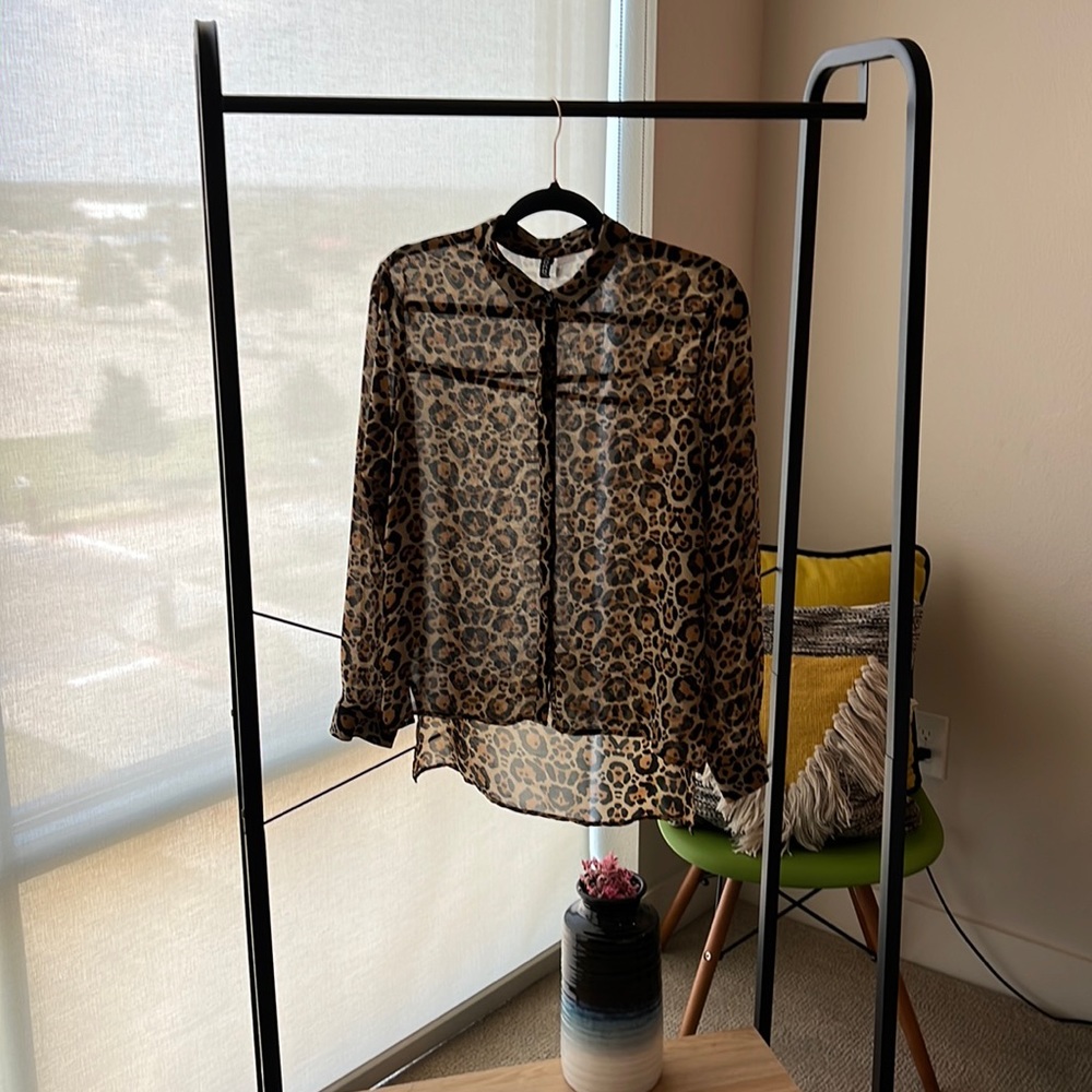 8 Cheetah Print blouse